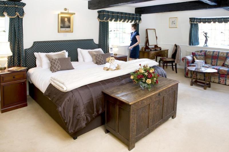 Ghyll Manor Country Hotel Хоршъм Екстериор снимка